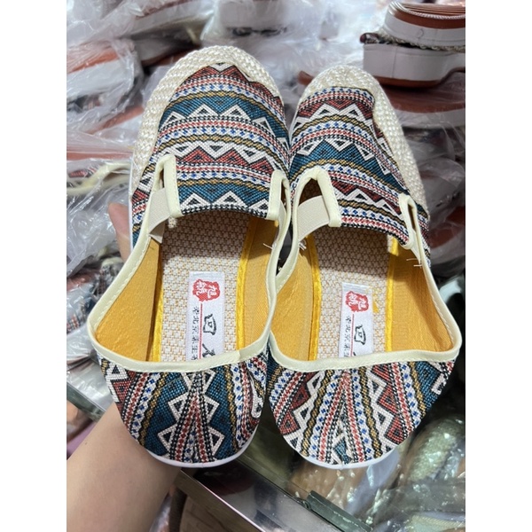 Giày thổ cẩm boho vintage
