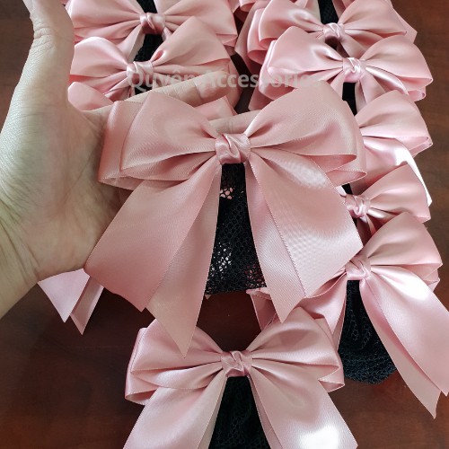 Kẹp búi nơ hồng cổ điển