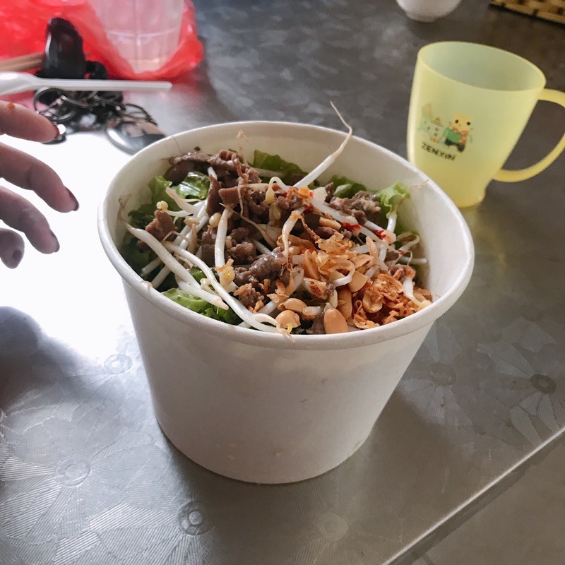 1 thùng 500 bát tô giấy trắng 1000ml đựng bún phở kèm nắp
