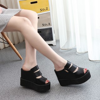 DÉP ĐẾ XUỒNG CHỐNG TRƯỢT