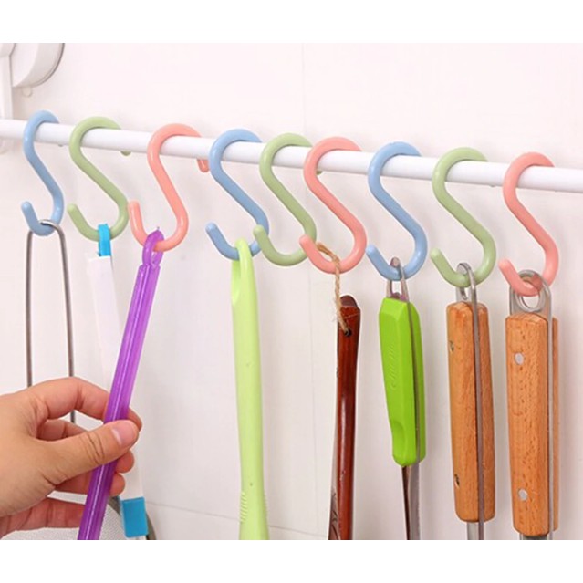 Bộ 8 Móc Chữ S Nhựa Cao Cấp Treo Quần Áo - Treo Đồ Đạc - Treo Hàng Đa Năng 2194 Shop Bán Gì Rẻ Thế