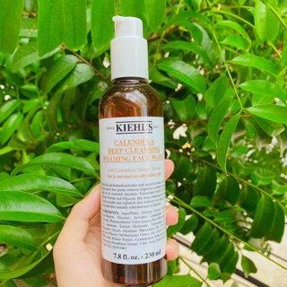 Sữa rửa mặt Kielh’s hoa cúc chai 230ml