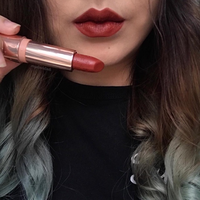 Son ColourPop Lux Lipstick