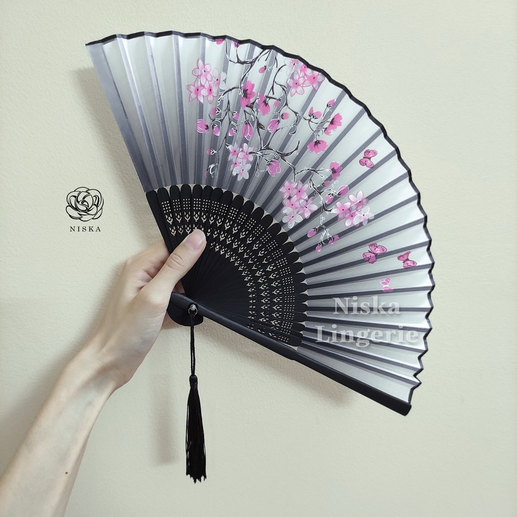 Quạt cầm tay cosplay - Mã S21 | BigBuy360 - bigbuy360.vn