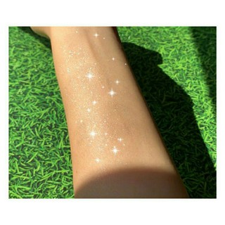 Nhũ Lăn Bắt Sáng Highlight Dạng Lỏng