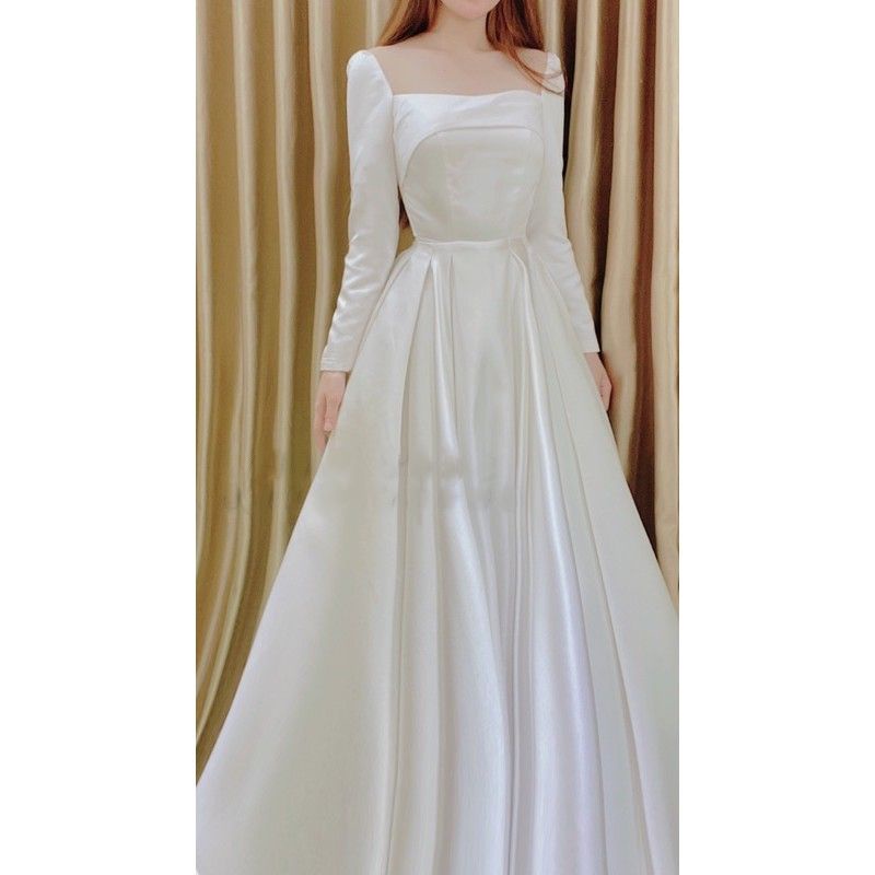 váy cưới dạ hội xoè dài đơn giản sang trọng, thiết kế cổ vuông tay dài thanh lịch