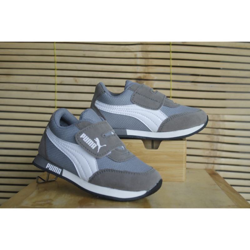 Giày Sneaker Có Âm Thanh Cho Bé Từ 1-3 Tuổi