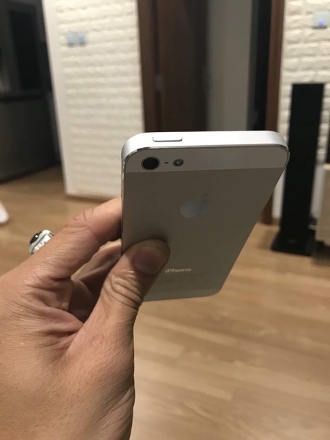 Điện thoại iphone 5 trắng quốc tế chính hãng | BigBuy360 - bigbuy360.vn