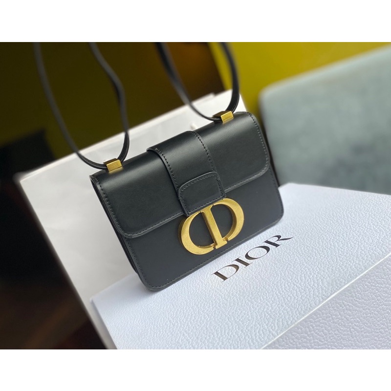 Túi Dior montaige