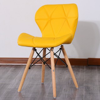 Ghế Eames cánh bướm bọc da chân đan gỗ