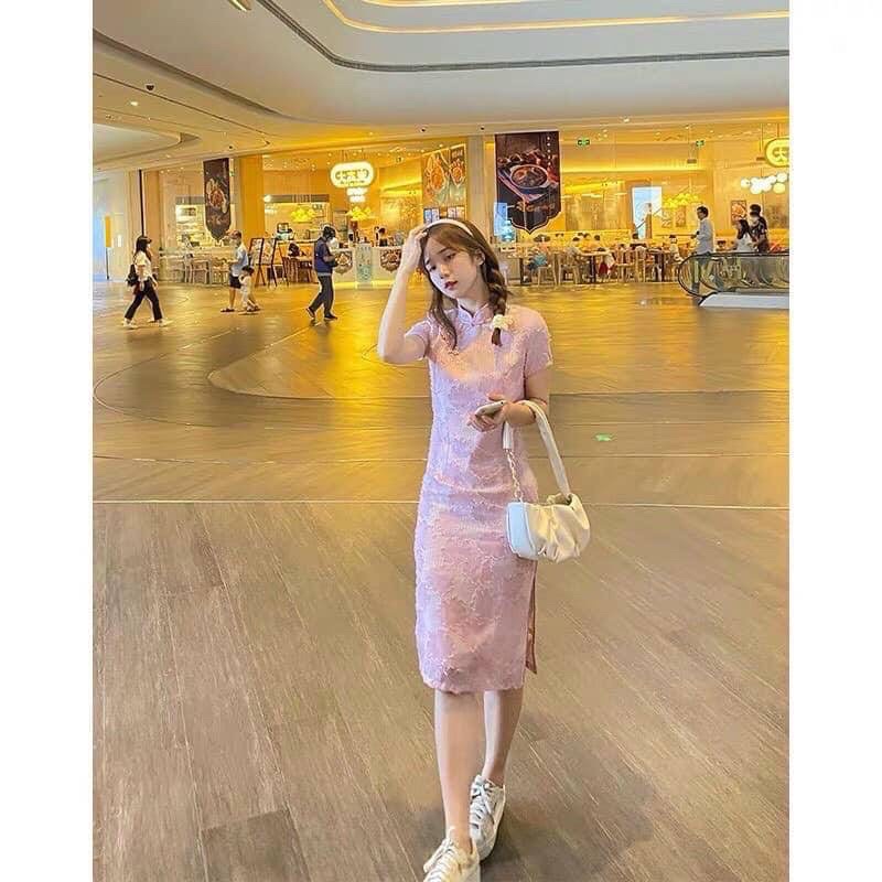 Đầm tàu hoa hồng lông vũ