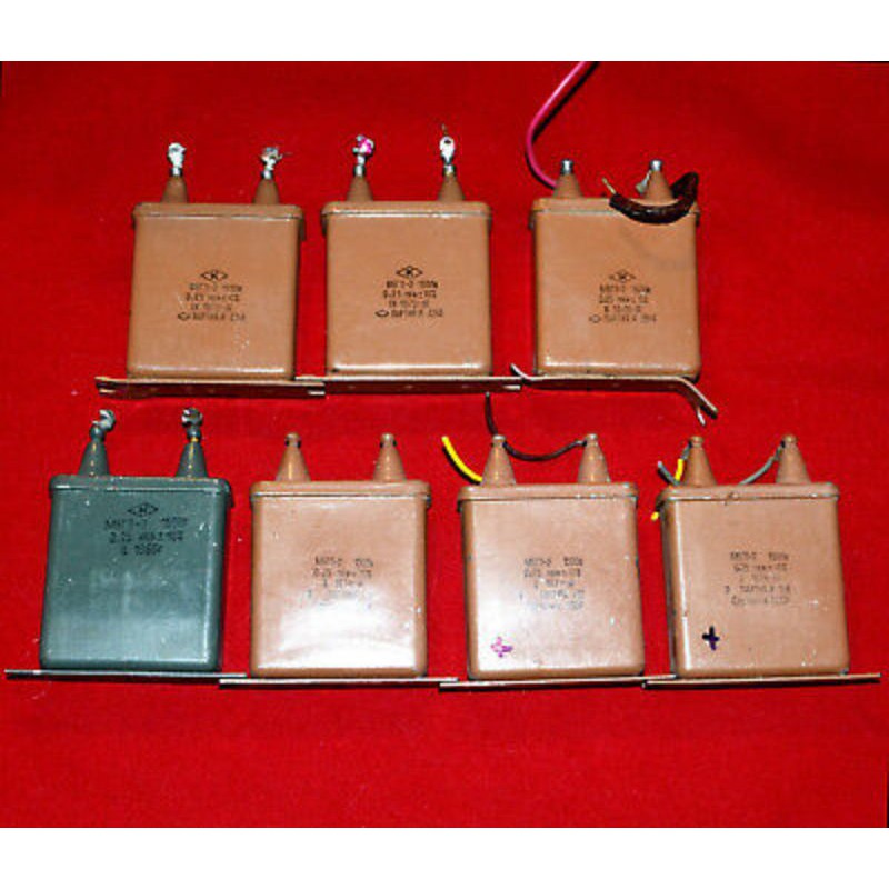 Tụ Dầu Nga 10mk/300v