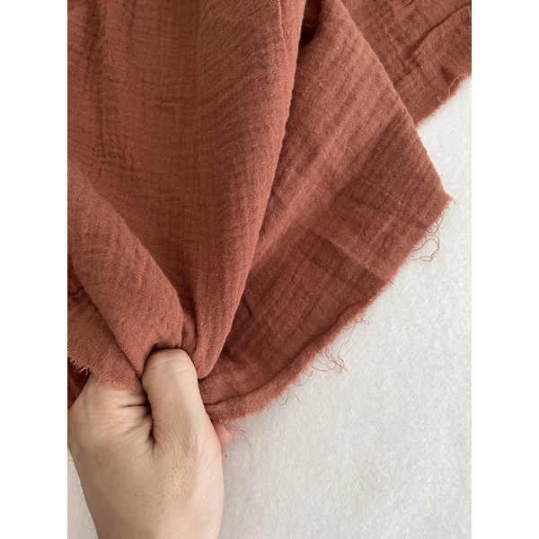 Vải xô muslin màu nâu