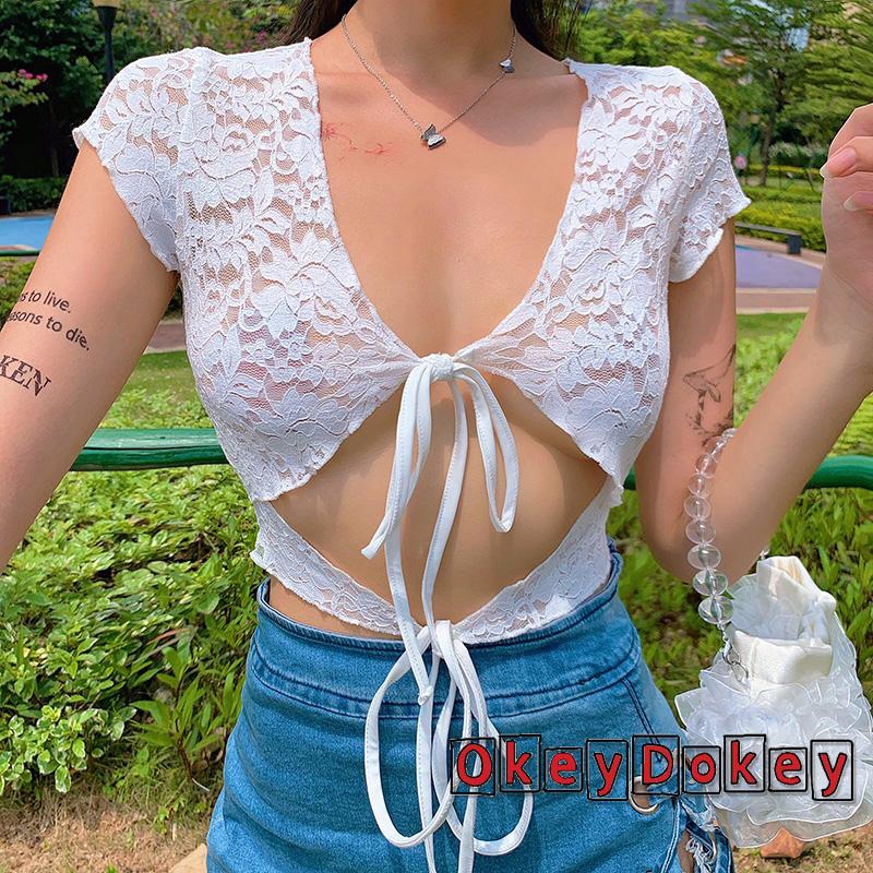 Áo Croptop Tay Ngắn Phối Ren Hoa Thiết Kế Quyến Rũ Cho Nữ