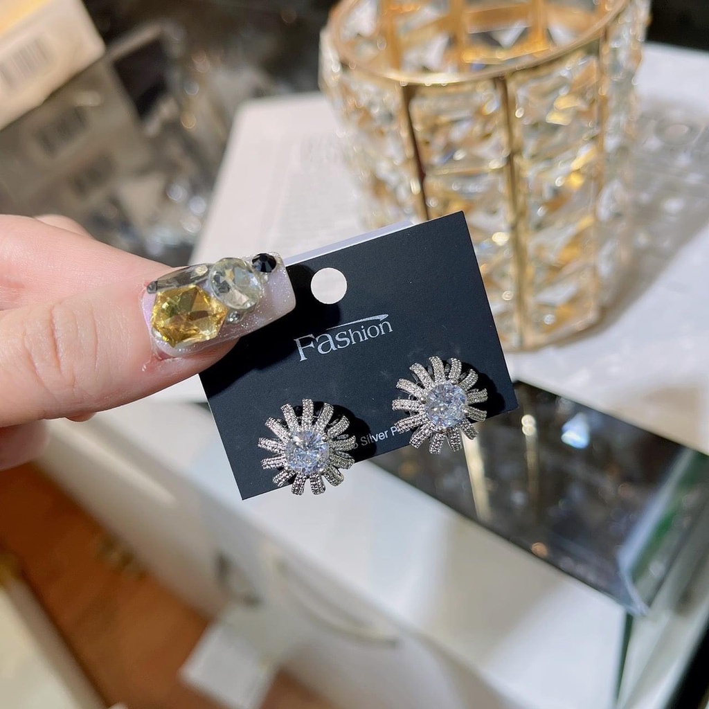 Bông Tai Cánh Cung Đeo Đi Tiệc Sang Trọng Dễ Thương Dễ Phối Đồ - Hàng Y Hình - QueenJewelry