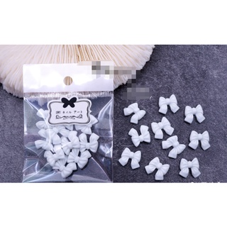 charm trang trí nail