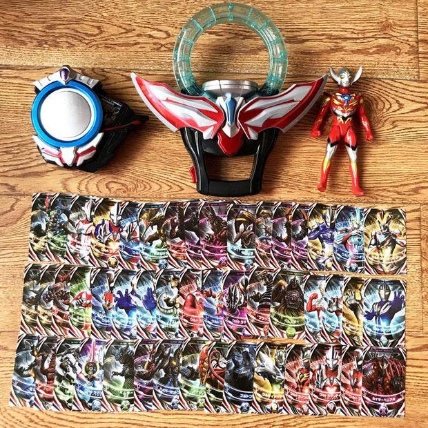 HOTUub Máy biến áp vòng Ultraman, Vòng ánh sáng, Vòng đeo tay, Thẻ không hợp nhất, Thẻ đồ chơi chuyển đổi dành cho trẻ e