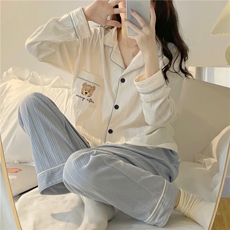 Set pijama nỉ tăm áo trắng quần xanh kiểu dáng hàn quốc