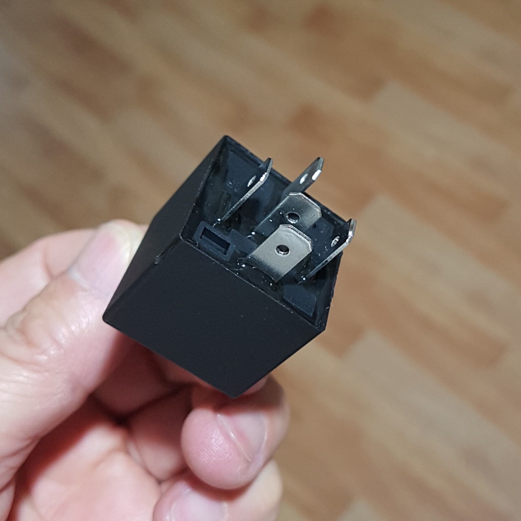 Loại 1 Rơle Relay role đóng cắt trung gian 5 chân 12V-40A chính hãng ADIU hàng tốt chất lượng cao hàng đầu