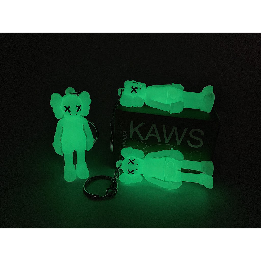 Móc khóa KAWS Full Box