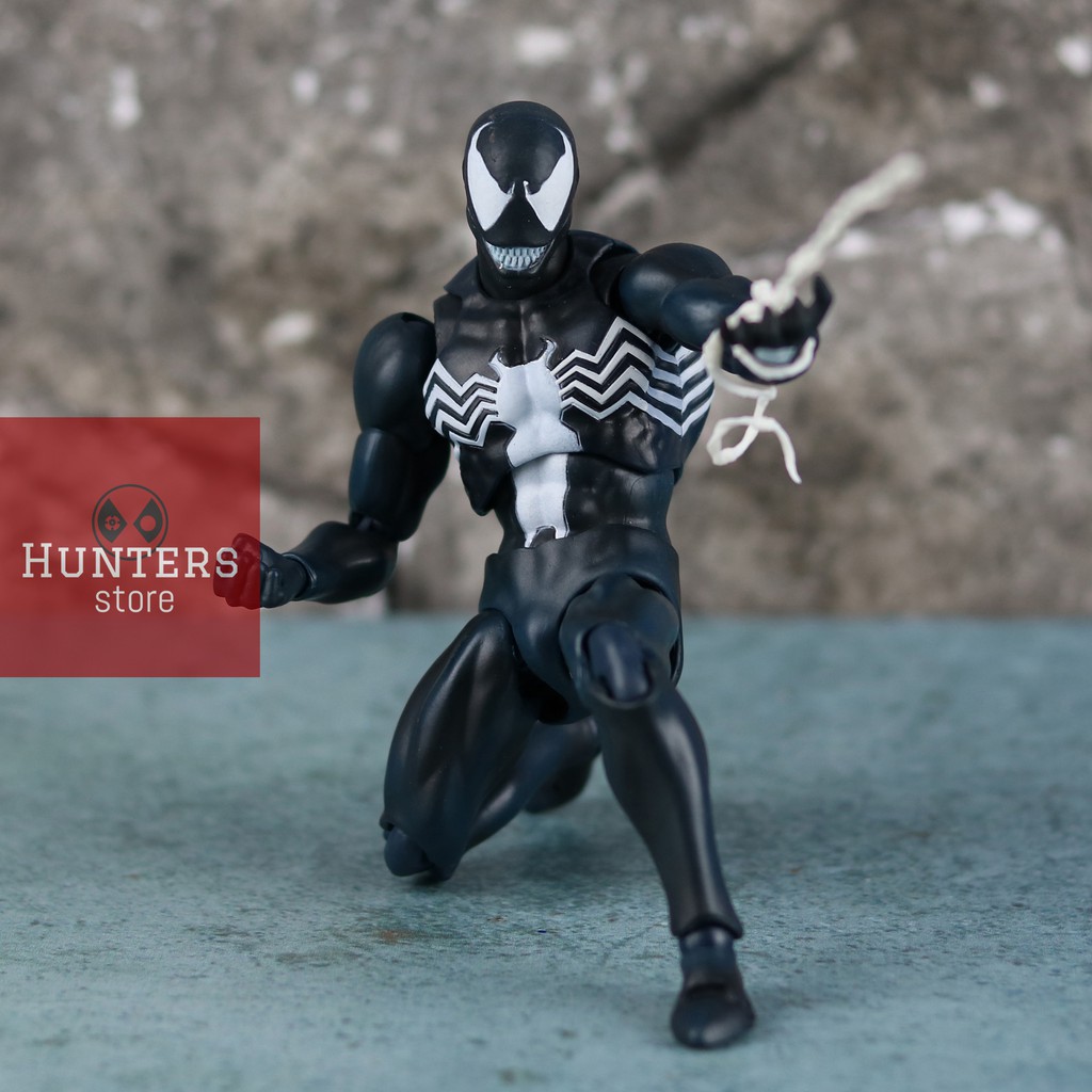 Mô hình Venom Mafex The Amazing Spider Man Comic Ver