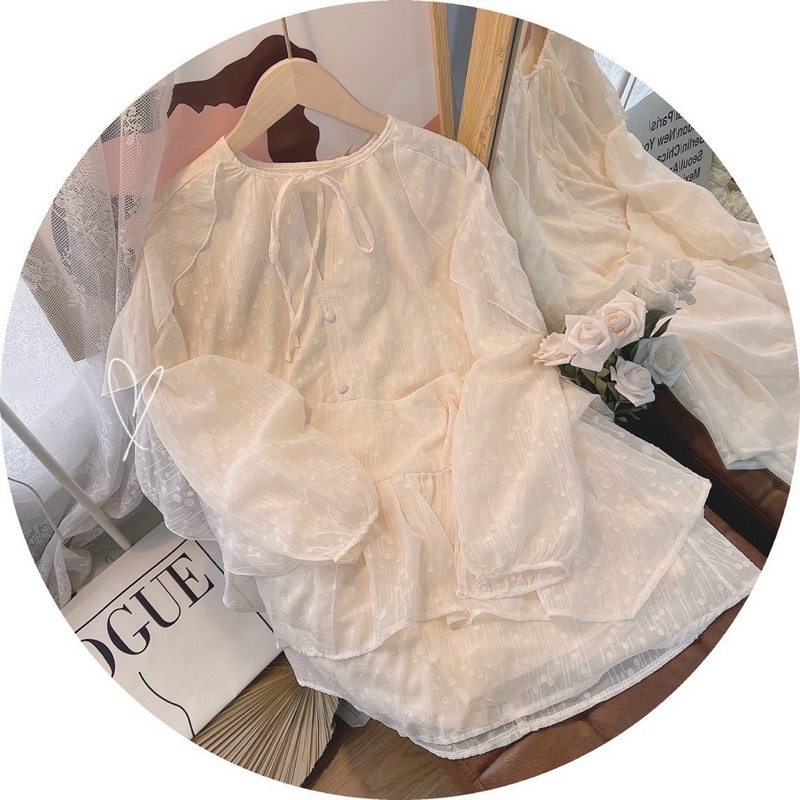 Set nude bi tay bèo chân váy xoè VIBES