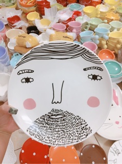 Đĩa sứ hình cô gái