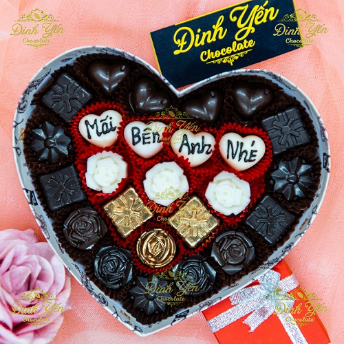 [Mã LIFEXANH03 giảm 10% đơn 500K] Hộp quà tặng socola valentine/18.5x6cm/M2C/25 viên