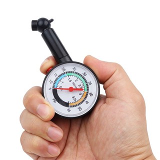 Đồng hồ đo áp suất lốp xe