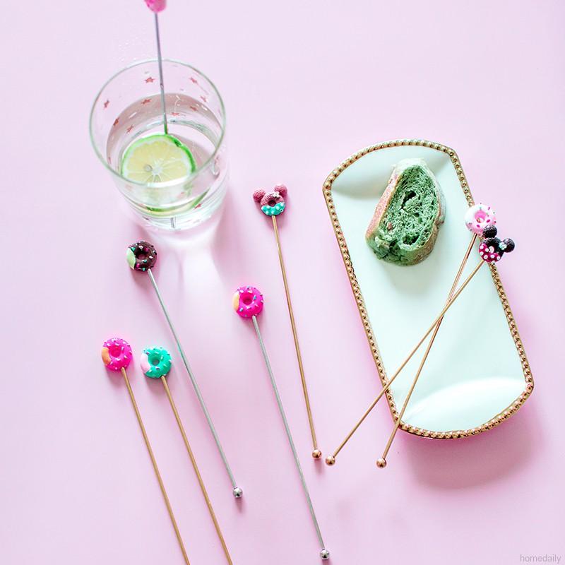 Cây khuấy đồ uống bằng thép không gỉ hình bánh donut độc đáo dùng trang trí