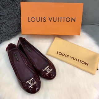 Giày bệt đinh LV