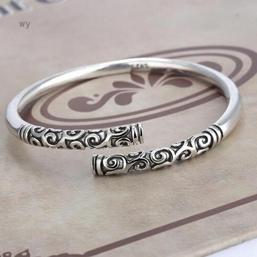 Vòng tay kiểu dáng cổ điển cho unisex