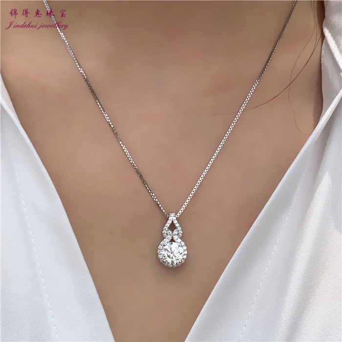 Dây Chuyền Mặt Tròn Bốn Vuốt Đính Kim Cương Thời Trang Nhập Khẩu Từ Moissanite-JHS2-P