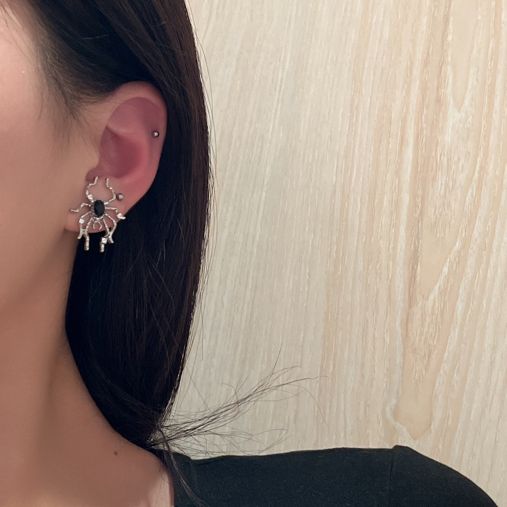 Khuyên Kẹp Tai Kim Loại Hình Nhện Đính Đá Cá Tính