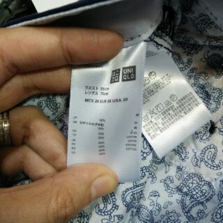 Quần chinos Uniqlo