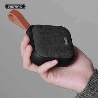 Loa Bluetooth mini xách tay chống nước Remax RB - M15