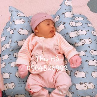 Gối boppy cho bé