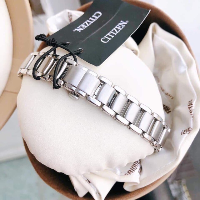 Đồng hồ nữ Citizen EM0380-81D - Eco drive - Dây kim loại chính hãng | BigBuy360 - bigbuy360.vn