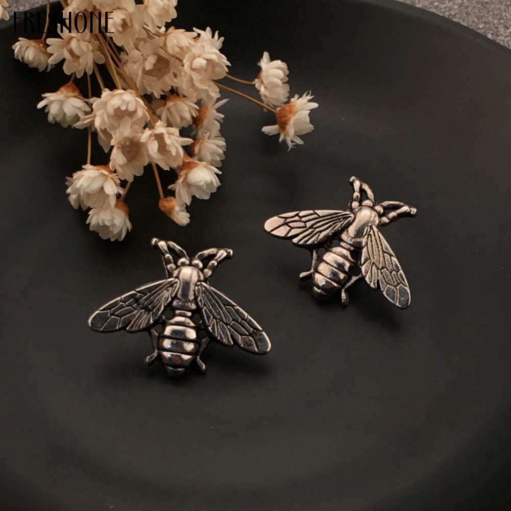 2 Pcs Vintage Metallic Carving Bees Cufflinks Suits Shirt Cuff