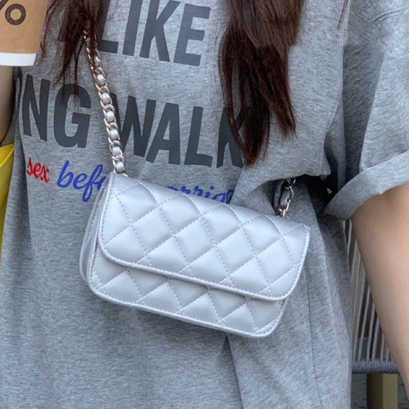 Túi Đeo Chéo Hình Vuông Nhỏ Màu Bạc 2022 Có Thể Điều Chỉnh Thời Trang Cho Nữ Gylb1375