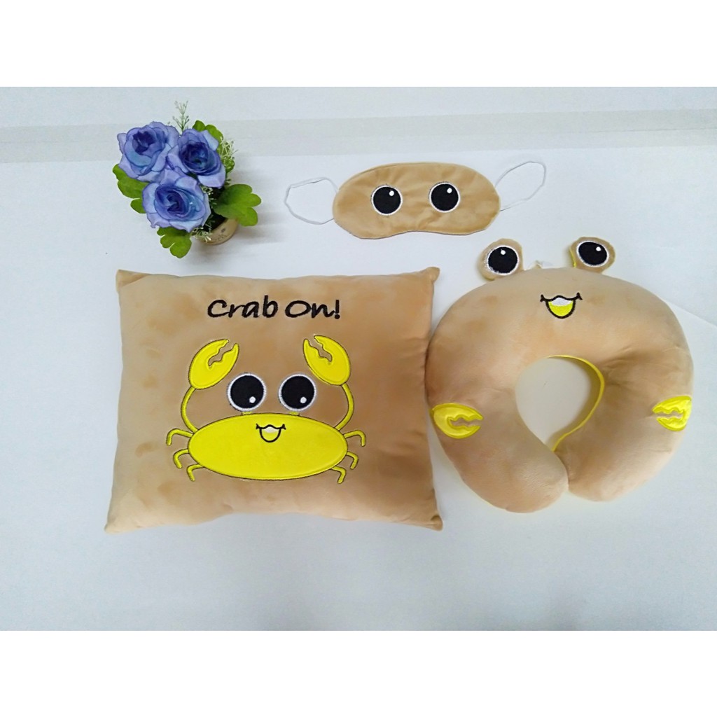 Combo gối tựa lưng, gối chữ U và bịt mắt thêu hoạt hình