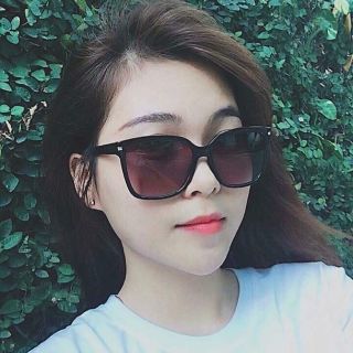 Kính thời trang hm