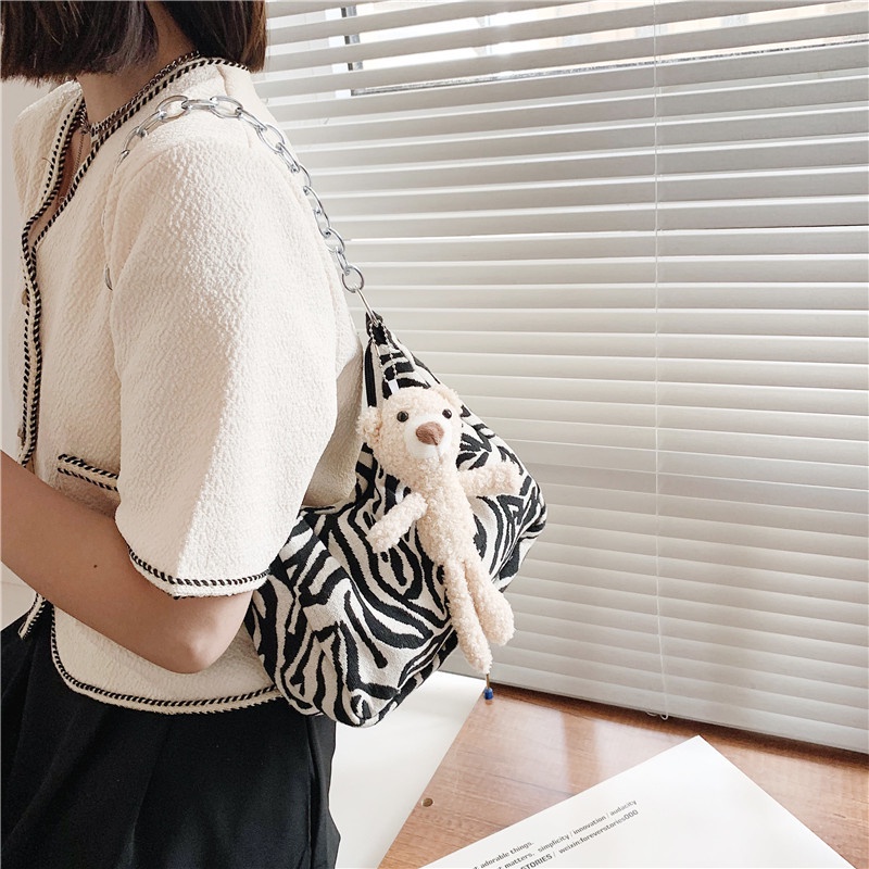 Túi đeo chéo nữ họa tiết da báo, túi xách nữ đẹp chất liệu vải phong cách ulzzang Hàn Quốc