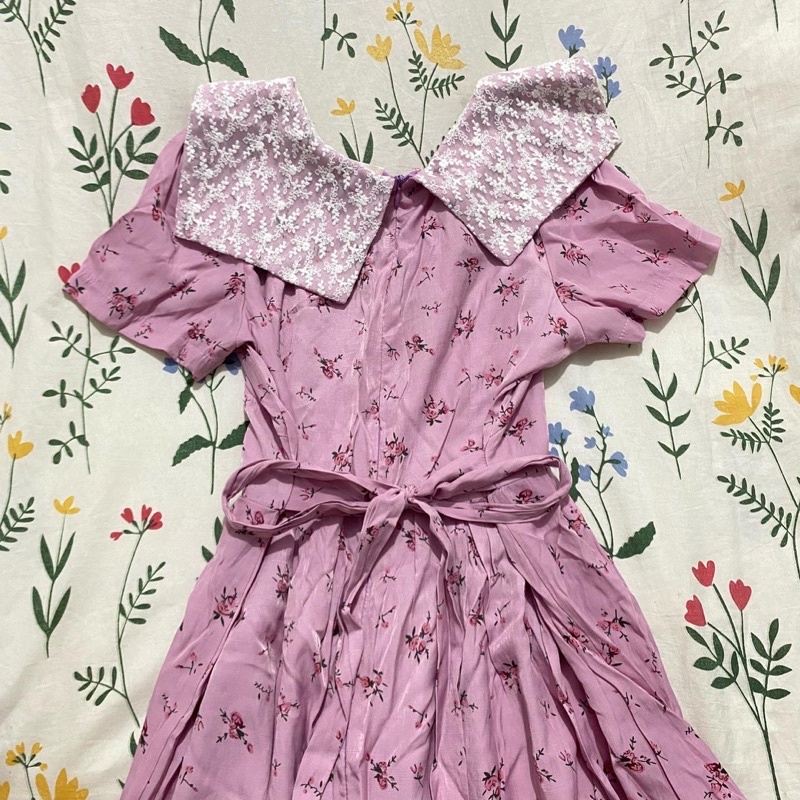 Đầm Thiết Kế Là Hoa Shop