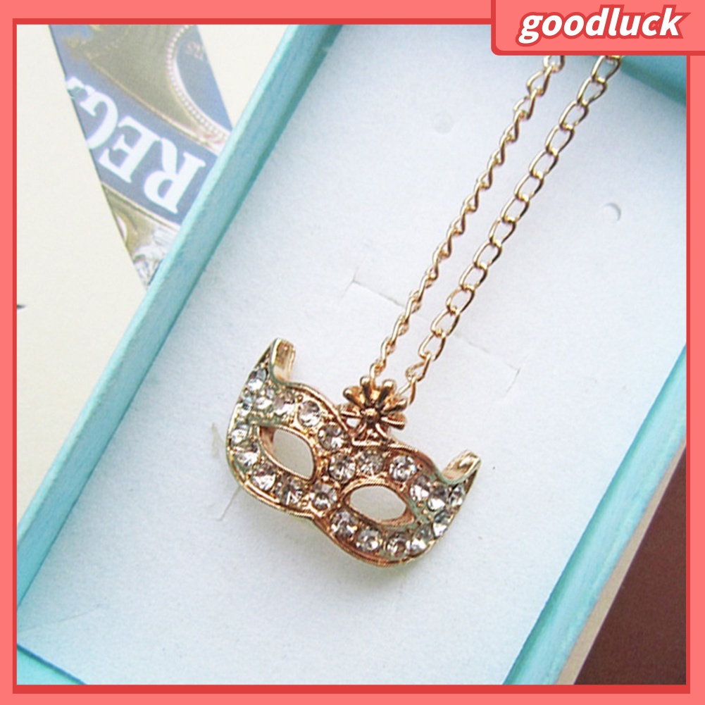 Vòng cổ MặT HìNh CáO ĐíNh Đá ThờI Trang