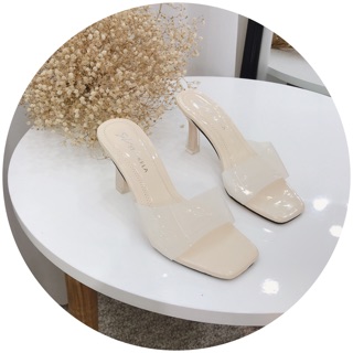 Guốc mica trắng sữa