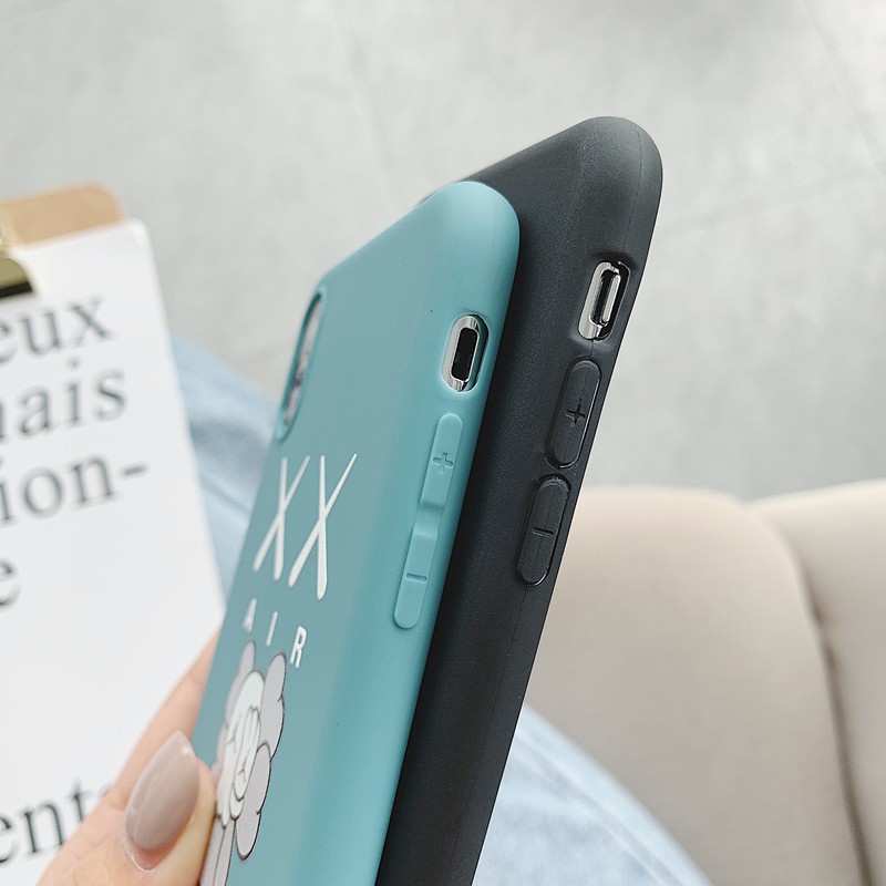 Ốp lưng iphone Kaws Companion TPU trơn dẻo mềm 5/5s/6/6plus/6s/6splus/7/7plus/8/8plus/x/xr/xs/11/12/pro/max/plus/promax | BigBuy360 - bigbuy360.vn