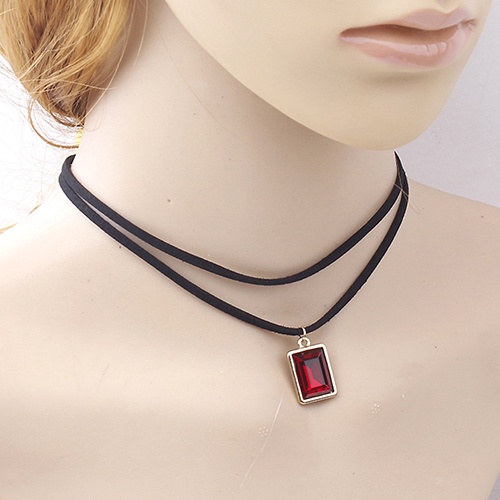 Dây chuyền 2 tầng mặt đá quý nhân tạo hình vuông xinh xắn sang trọng dành cho nữ