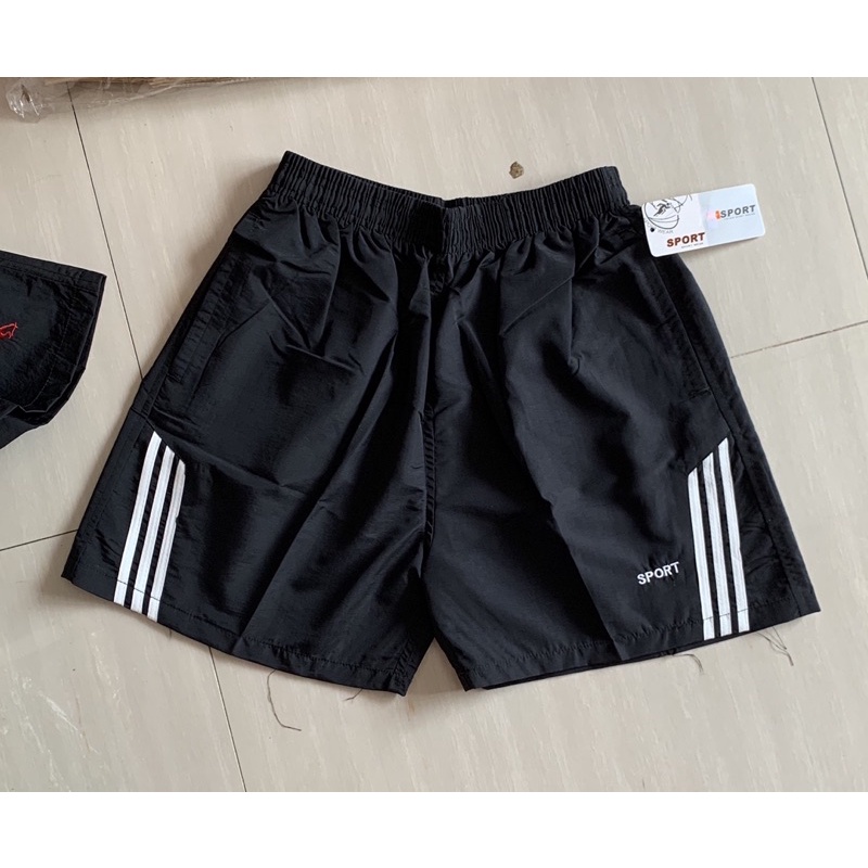 Quần đùi nam thể thao năng động, trẻ trung. Quần sooc gió nam thể thao.