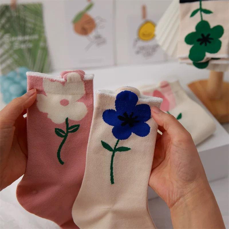 Đôi Vớ In Hình Hoa Tulip Dễ Thương Cho Nữ